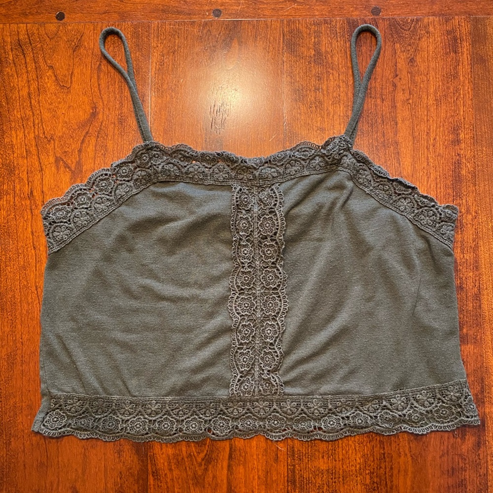 trixxi clothing company small dark green cropped tank top